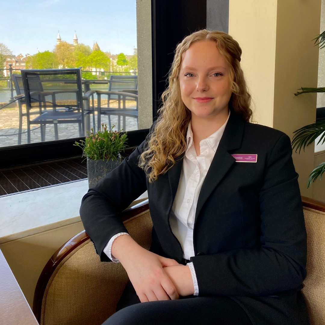 MEET THE STAFF

Fabiënne Smeets - intern🤝💼

In February I started my second internship at the financial department of Crowne Plaza Maastricht. I started my internship in 2019 and have since continued to work at Crowne Plaza alongside my studies. I study Finance & Control at Zuyd University of Applied Sciences in Sittard.💰

I have now started my graduation internship and, in addition to my work, I am doing research into the creditor process.
Even though I am an intern, I have many responsibilities such as updating the cash book, bank book and purchase book. In addition, I support my colleagues and there is a different challenge every day, causing the work to remain varied.

In my spare time I like to do photography and I try to travel as often as possible.📸🏖🗻

#ihg #visitlimburg #cpm #crowneplaza #maastricht #limburg #visitmaastricht #crowneplazahotel #hotel #maastrichtcity #nachtjeweg #centrumhotelmaastricht #lifeatIHG #meetthestaff